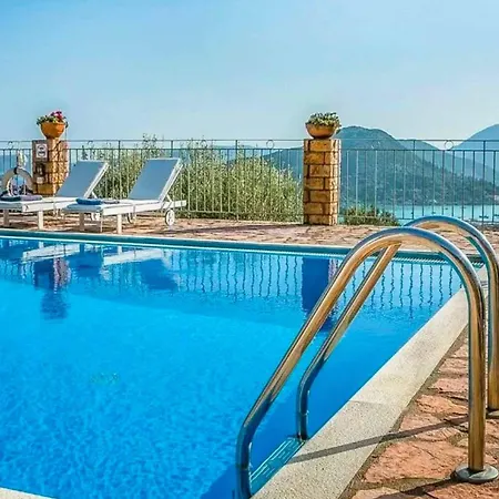 Villa Morfeas