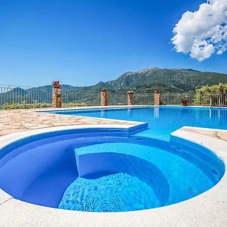 Morfeas Villa