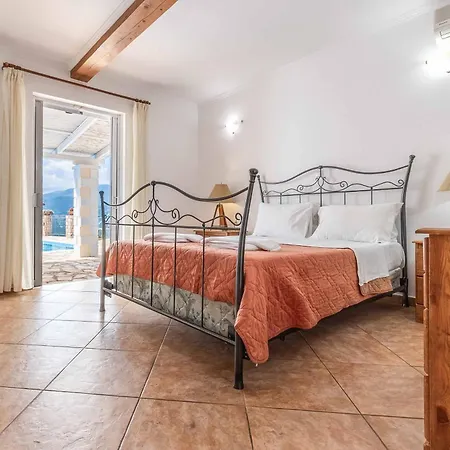 Morfeas Villa Nydri (Lefkada)